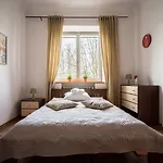 Elegant Ordynacka Appartement